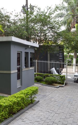 Apartamento à venda com 130m², 2 quartos e 1 vagaEntrada e Portaria