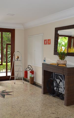 Apartamento à venda com 130m², 2 quartos e 1 vagaHall
