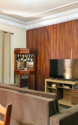 Casa à venda com 732m², 8 quartos e 8 vagasSala - Casa 1