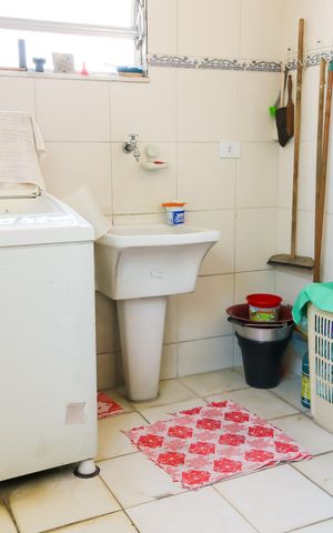 Casa à venda com 732m², 8 quartos e 8 vagasÁrea de Serviço - Casa 3