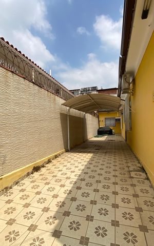 Casa à venda com 200m², 5 quartos e 4 vagas