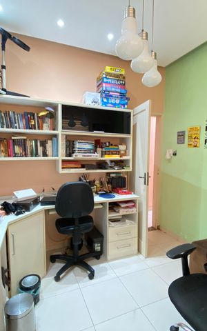 Casa à venda com 200m², 5 quartos e 4 vagas