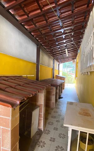 Casa à venda com 200m², 5 quartos e 4 vagas