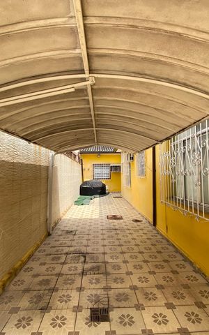 Casa à venda com 200m², 5 quartos e 4 vagas