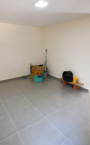 Casa à venda com 260m², 4 quartos e 4 vagasSala/Porão