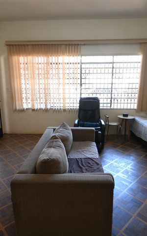 Casa à venda com 260m², 4 quartos e 4 vagasSala