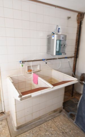 Casa à venda com 260m², 4 quartos e 4 vagasÁrea de Serviço 2