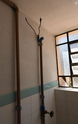 Casa à venda com 260m², 4 quartos e 4 vagasBanheiro de serviço