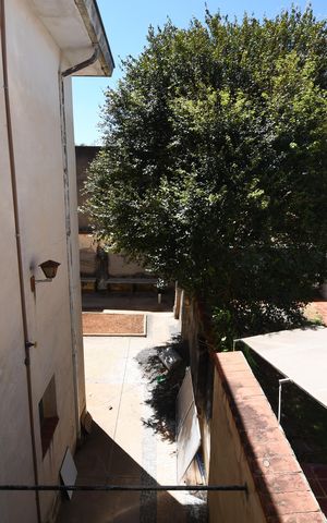 Casa à venda com 260m², 4 quartos e 4 vagasQuarto 4 Fundos- Vista