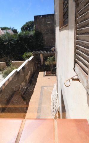 Casa à venda com 260m², 4 quartos e 4 vagasQuarto 2 - Vista