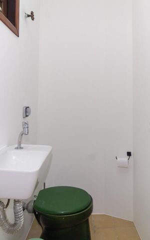 Casa de condomínio à venda com 100m², 2 quartos e 2 vagas Casa de condomínio à venda com 100m², 2 quartos e 2 vagasLavabo