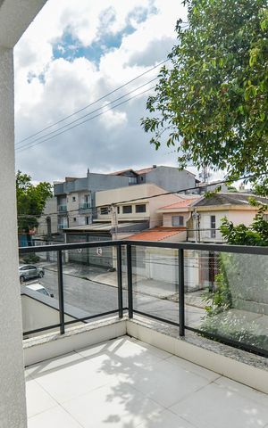 Casa à venda com 194m², 3 quartos e 4 vagas Casa à venda com 194m², 3 quartos e 4 vagasVaranda da Sala