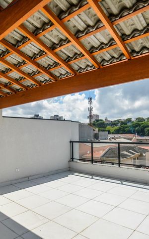 Casa à venda com 194m², 3 quartos e 4 vagas Casa à venda com 194m², 3 quartos e 4 vagasCobertura