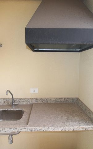 Apartamento à venda com 66m², 2 quartos e 1 vagaSala / Cozinha - Varanda