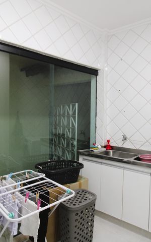 Casa à venda com 300m², 4 quartos e 6 vagasÁrea de Serviço