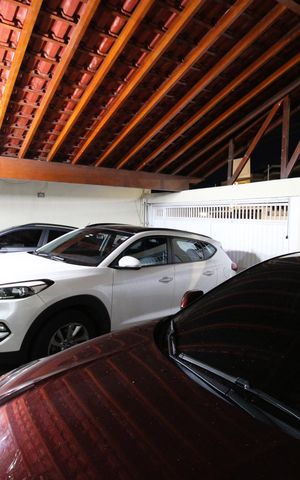 Casa à venda com 300m², 4 quartos e 6 vagasGaragem