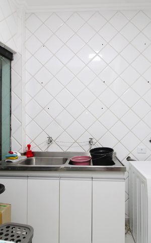 Casa à venda com 300m², 4 quartos e 6 vagasÁrea de Serviço