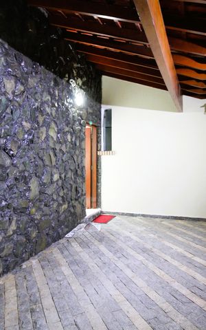 Casa à venda com 300m², 4 quartos e 6 vagasGaragem