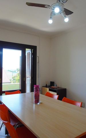 Casa à venda com 330m², 5 quartos e 4 vagasQuarto 4 - Segundo Andar