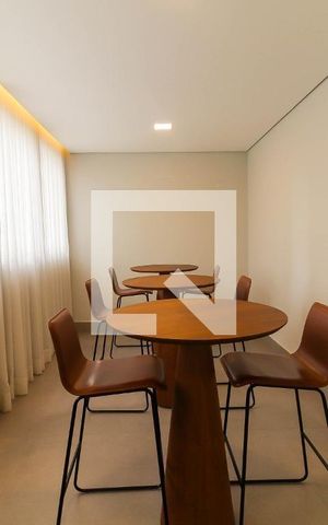 Apartamento à venda com 270m², 3 quartos e 2 vagas Apartamento à venda com 270m², 3 quartos e 2 vagasÁrea comum - Salão
