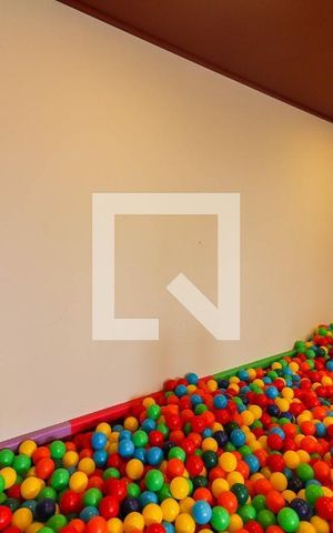 Apartamento à venda com 270m², 3 quartos e 2 vagas Apartamento à venda com 270m², 3 quartos e 2 vagasÁrea comum - Brinquedoteca