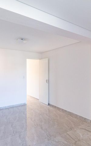 Casa à venda com 250m², 4 quartos e 2 vagas Casa à venda com 250m², 4 quartos e 2 vagasSuíte 1