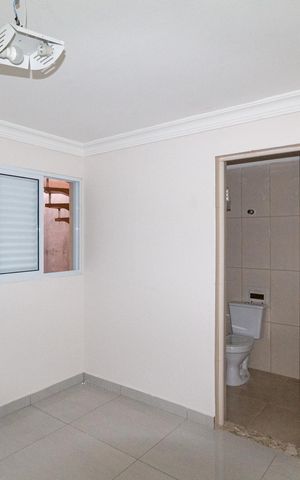 Casa à venda com 250m², 4 quartos e 2 vagas Casa à venda com 250m², 4 quartos e 2 vagasSuíte 2