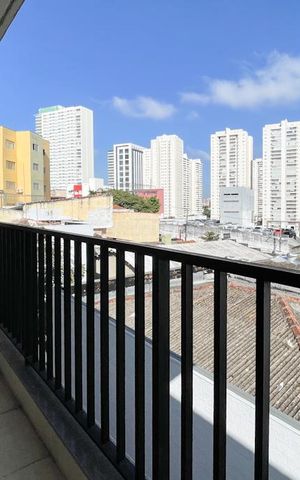 Apartamento à venda com 140m², 2 quartos e 1 vaga Apartamento à venda com 140m², 2 quartos e 1 vagaSacada - Sala