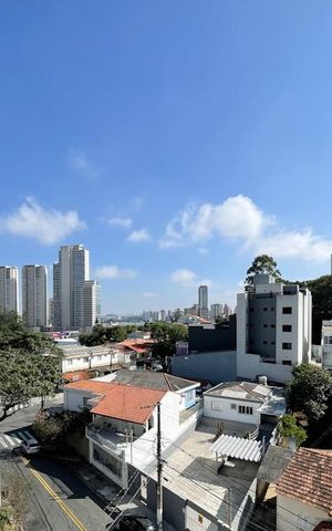 Apartamento à venda com 140m², 2 quartos e 1 vaga Apartamento à venda com 140m², 2 quartos e 1 vagaVista da sacada dos Quartos