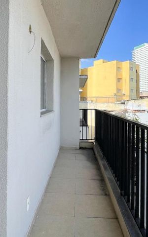Apartamento à venda com 140m², 2 quartos e 1 vaga Apartamento à venda com 140m², 2 quartos e 1 vagaSacada - Sala