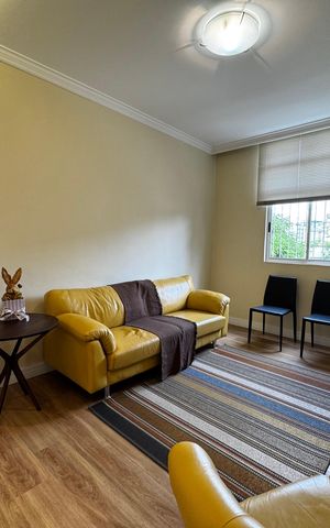 Apartamento à venda com 100m², 2 quartos e 1 vaga Apartamento à venda com 100m², 2 quartos e 1 vagaSala