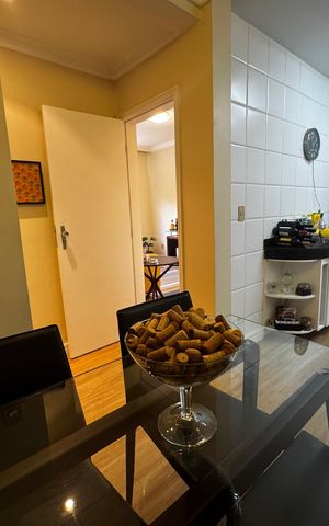 Apartamento à venda com 100m², 2 quartos e 1 vaga Apartamento à venda com 100m², 2 quartos e 1 vagaSala de Jantar