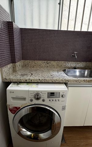 Apartamento à venda com 100m², 2 quartos e 1 vaga Apartamento à venda com 100m², 2 quartos e 1 vagaÁrea de serviço