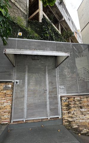 Apartamento à venda com 100m², 2 quartos e 1 vaga Apartamento à venda com 100m², 2 quartos e 1 vagaFachada