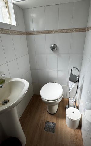 Apartamento à venda com 100m², 2 quartos e 1 vaga Apartamento à venda com 100m², 2 quartos e 1 vagaBanheiro 2