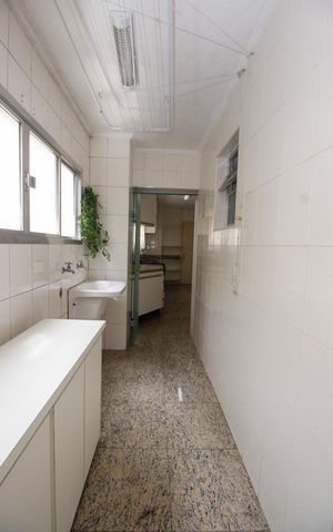 Apartamento à venda com 179m², 3 quartos e 1 vagaÁrea de Serviço