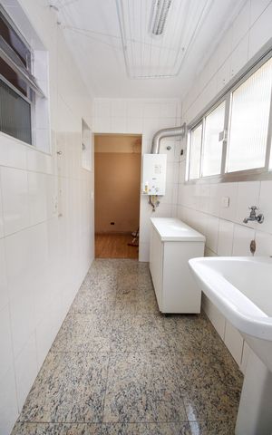 Apartamento à venda com 179m², 3 quartos e 1 vagaÁrea de Serviço