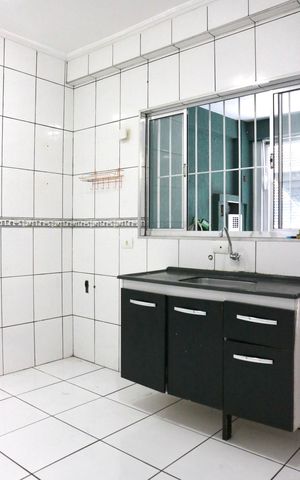 Casa para alugar com 50m², 2 quartos e 1 vagaCozinha