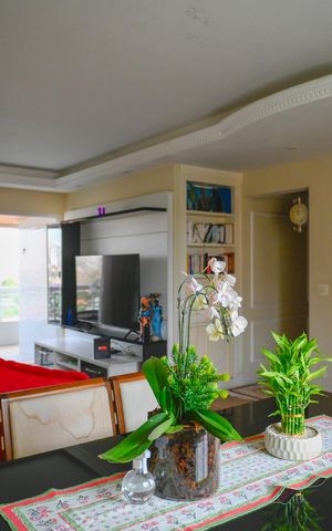 Apartamento à venda com 156m², 3 quartos e 3 vagas Apartamento à venda com 156m², 3 quartos e 3 vagasSala