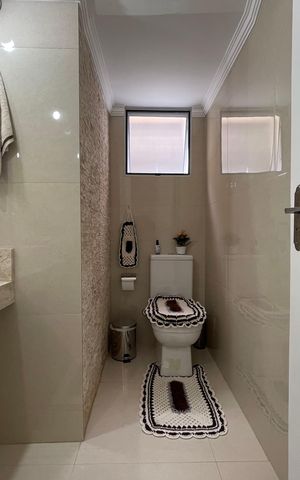Casa à venda com 200m², 4 quartos e 2 vagasLavabo Sala