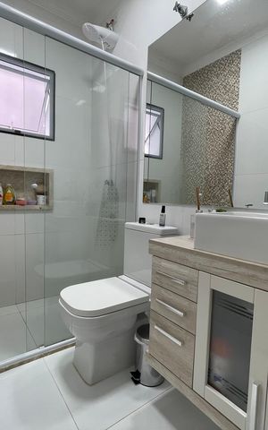 Casa à venda com 200m², 4 quartos e 2 vagasBanheiro Social