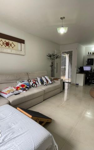 Casa à venda com 200m², 4 quartos e 2 vagasSala