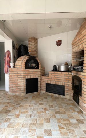 Casa à venda com 200m², 4 quartos e 2 vagasÁrea gourmet
