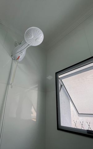 Casa à venda com 200m², 4 quartos e 2 vagasBanheiro do Quarto