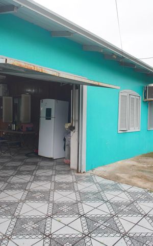 Casa à venda com 150m², 3 quartos e 1 vagaÁrea externa
