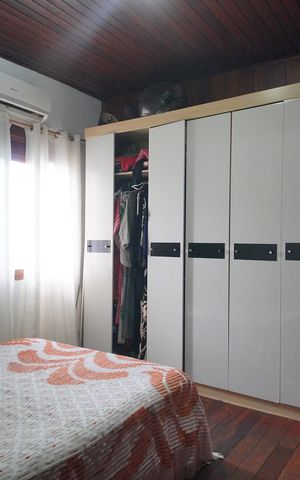 Casa à venda com 150m², 3 quartos e 1 vagaSuíte 