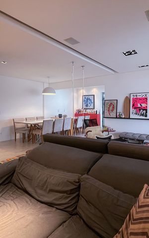 Apartamento à venda com 147m², 3 quartos e 3 vagas Apartamento à venda com 147m², 3 quartos e 3 vagasSala