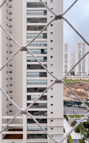 Apartamento à venda com 147m², 3 quartos e 3 vagas Apartamento à venda com 147m², 3 quartos e 3 vagasVista - Sacada