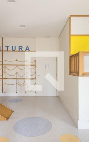 Apartamento à venda com 147m², 3 quartos e 3 vagas Apartamento à venda com 147m², 3 quartos e 3 vagasÁrea comum - Brinquedoteca