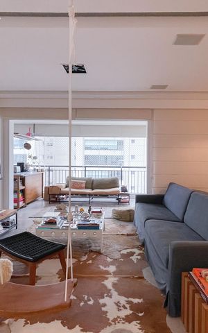Apartamento à venda com 147m², 3 quartos e 3 vagas Apartamento à venda com 147m², 3 quartos e 3 vagasSala